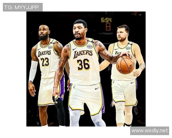 东契奇率湖人力挫黄蜂，斯玛特全面表现成奇兵