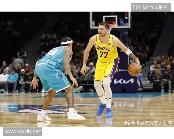 湖人击败黄蜂，东契奇里弗斯联手砍下62分，首发全面崭露头角，替补失灵