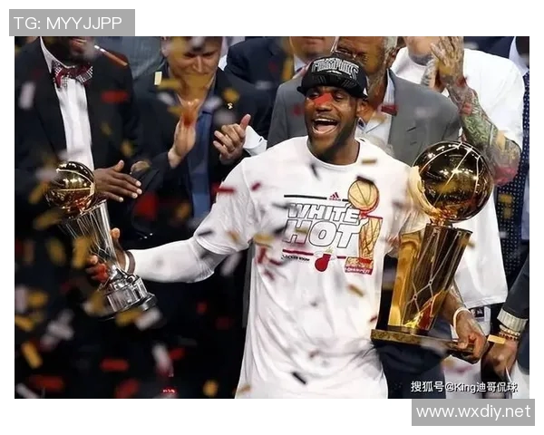 赛季最强一战!詹姆斯轰29+7关键10分统治比赛 戴王冠疯狂庆祝 赛季最强一战!詹姆斯轰29+7关键10分统治比赛 戴王冠疯狂庆祝