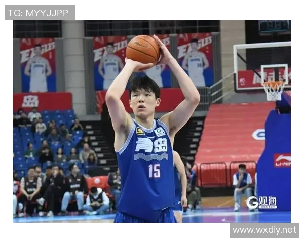 青岛男篮主帅评杨瀚森NBA表现:有些情况可能不像大伙想的那样 青岛男篮主帅评杨瀚森NBA表现:有些情况可能不像大伙想的那样